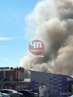 Крупный пожар на Бородинской Пожар произошёл в торговом павильоне площадью...