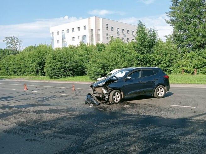 Пострадал мотоциклист: водитель автомобиля предстанет перед судом за ДТП в Кемерове