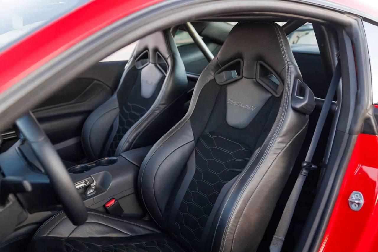 Shelby представила Super Snake-R на базе Mustang — под капотом 5,0-литровый компрессорный V8, более 850 сил и задний привод.