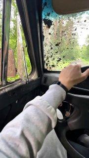 Пацан выдал базу об отечественных тачках, но батя оказался нивоводом.