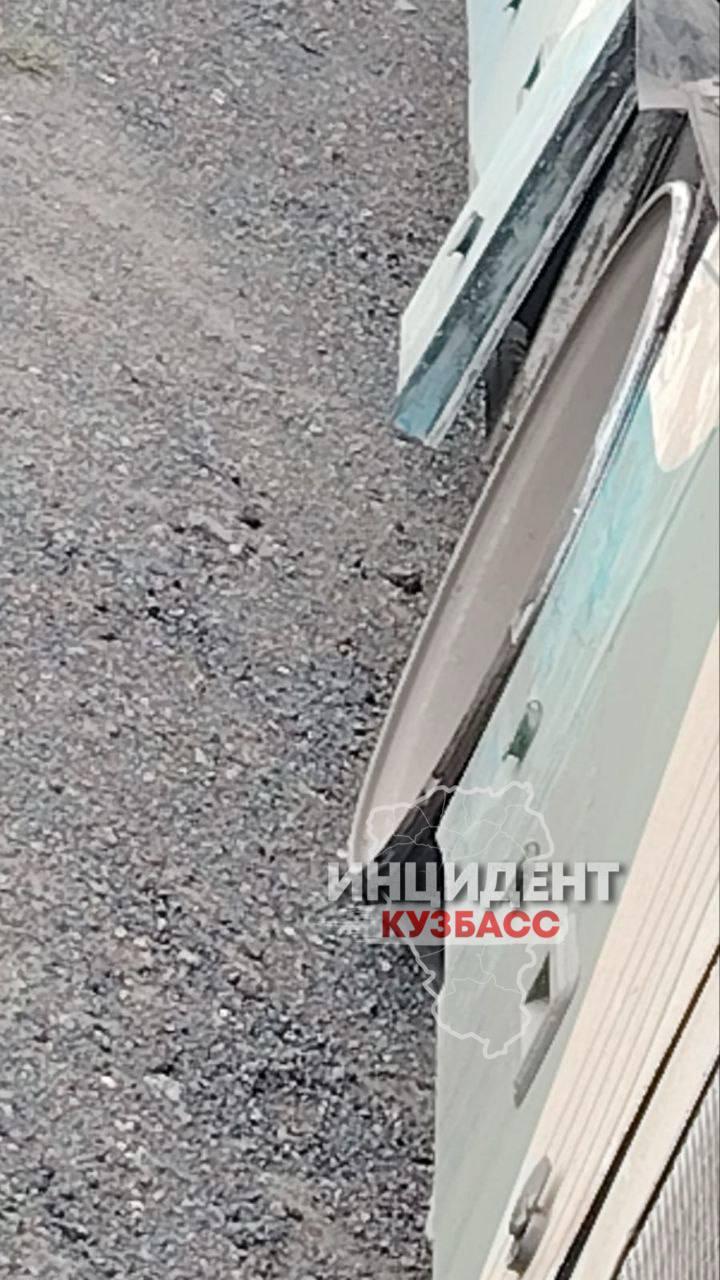 У автобуса Кемерово — Прокопьевск шина слетела с колеса прямо во время рейса...