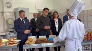 Студентка из Назарова заявила губернатору, что отказывается оставаться на Родине.