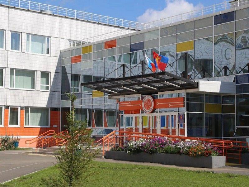 Три красноярские школы выиграли по 500 тысяч рублей