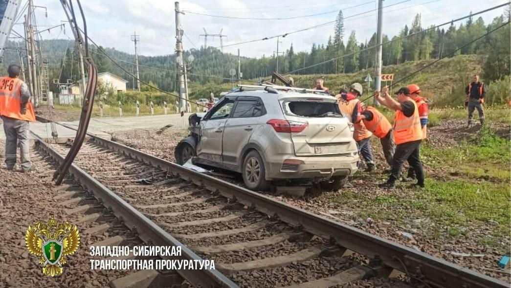 В Курагинском районе автомобилист столкнулся с поездом ЧП произошло сегодня,...
