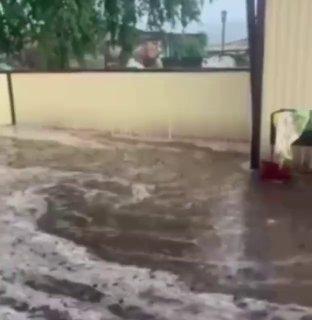 Виновных в затоплении посёлка в Ужурском районе наказали. Людям выплатили...