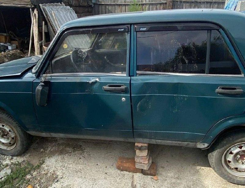 Пьяный абаканец повредил чужую машину из-за старых счетов