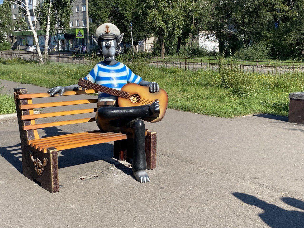 Нового волка из «Ну, погоди!» установили в Черногорске.