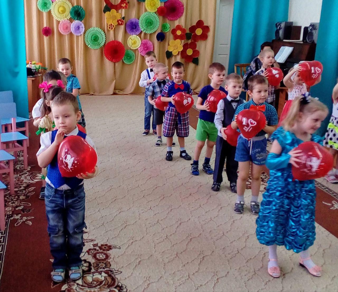 Платить за детский сад родители детей будут больше.
