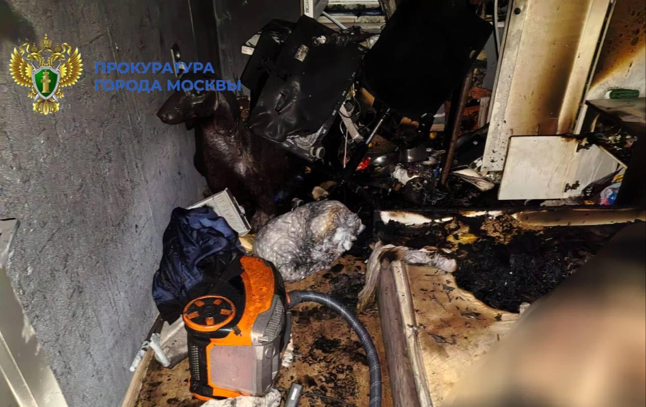 В квартире жилого дома на ул. Чертановская произошел пожар, после ликвидации...