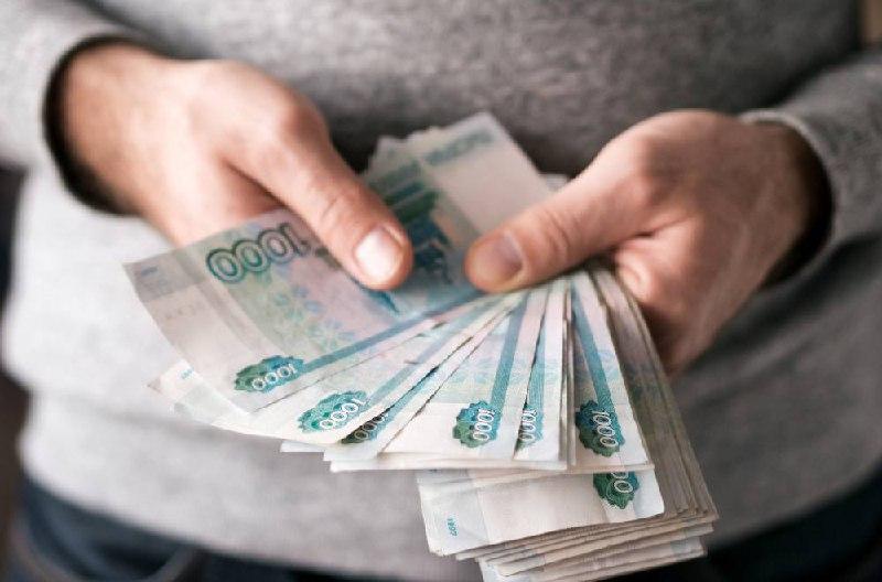 Саяногорца судят за продажу несуществующих машин пяти покупателям