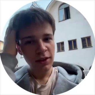 Дочка бывшего московского депутата призвала отправлять геев на СВО