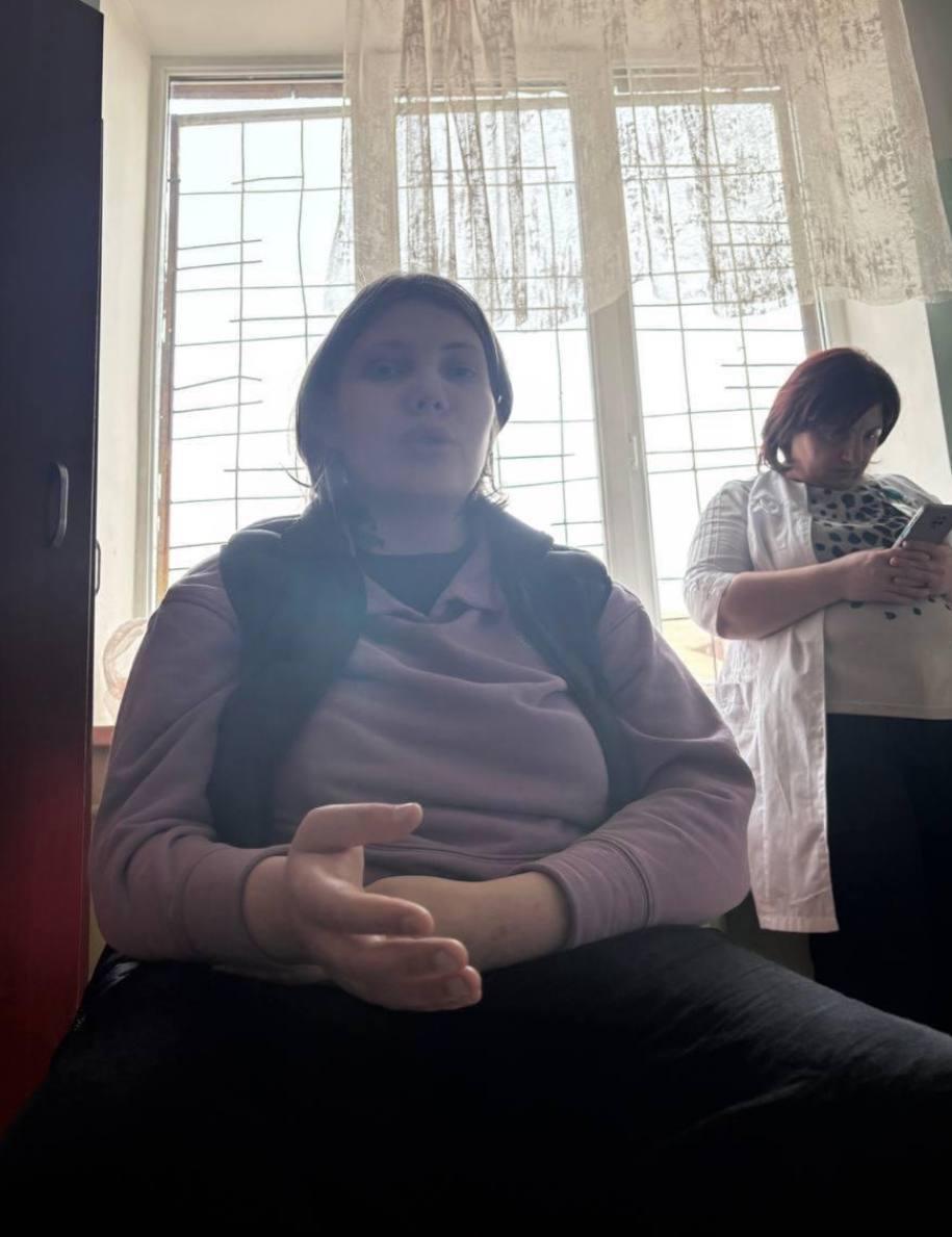 Бывшую трэш-блогершу Финесс избил поклонник после фото на её день рождения