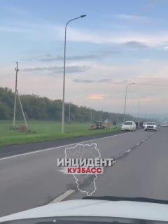 В Кемеровском муниципальном округе вчера произошло ДТП. Легковушка вылетела с...