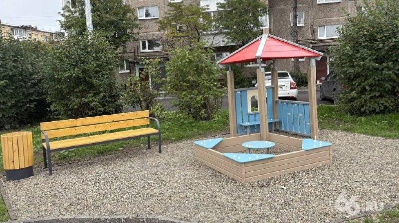Нижнем Тагиле на месте дома, который разрушился после взрыва газа, разбили...