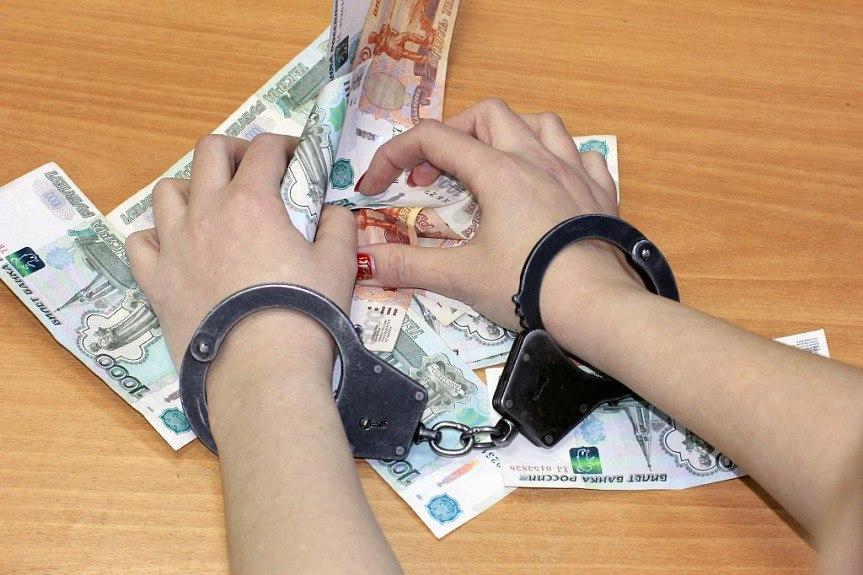 В Сорочинске две экс-сотрудницы полиции обвиняются в мошенничестве на 84 млн...