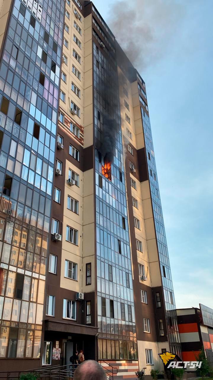 Пожар произошёл на 7 этаже многоэтажного дома на Заречной, 27