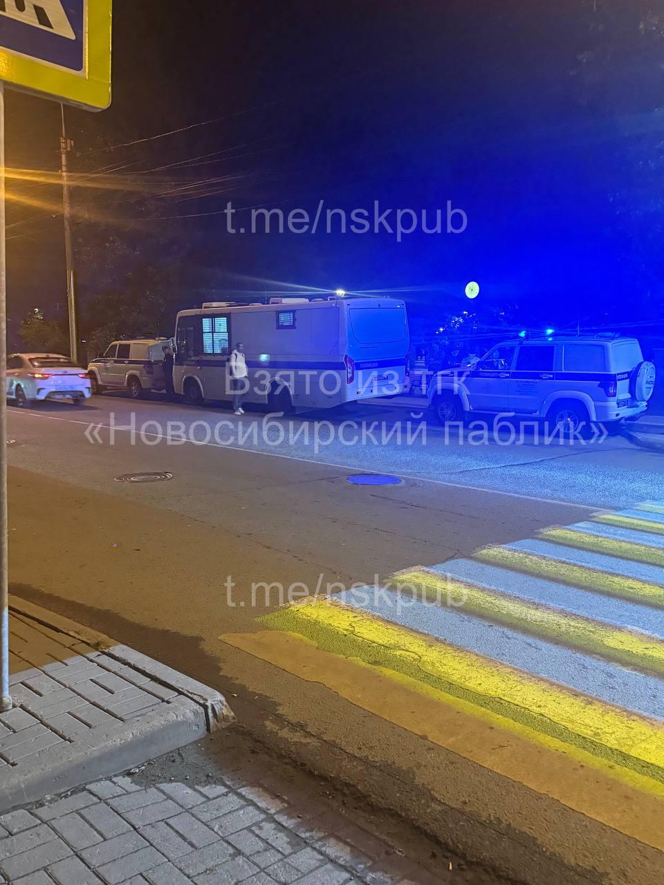 Сегодня ночью в Первомайском сквере было усиление