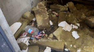 Подвал жилого дома третий раз за неделю затопило канализационными стоками