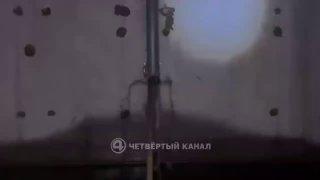 Подвал жилого дома третий раз за неделю затопило канализационными стоками