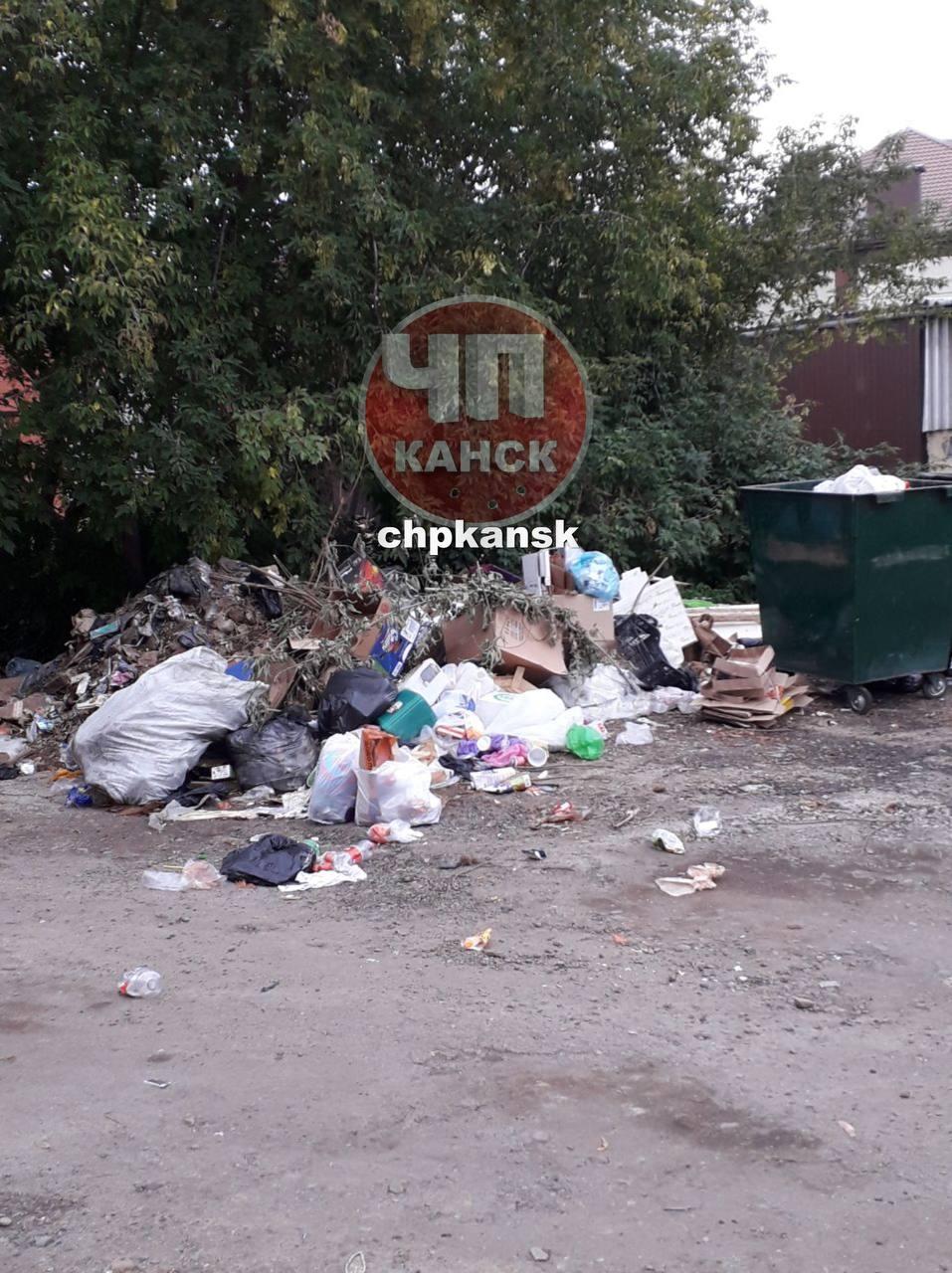 От читателя: ул. Парижской Коммуны, 63 - в одном месте свалку убрали, теперь...