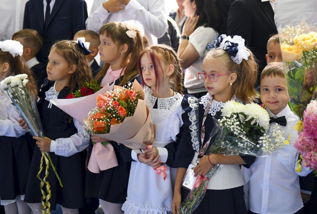 Поздравление Главы Хакасии Валентина Коновалова с Днем знаний!