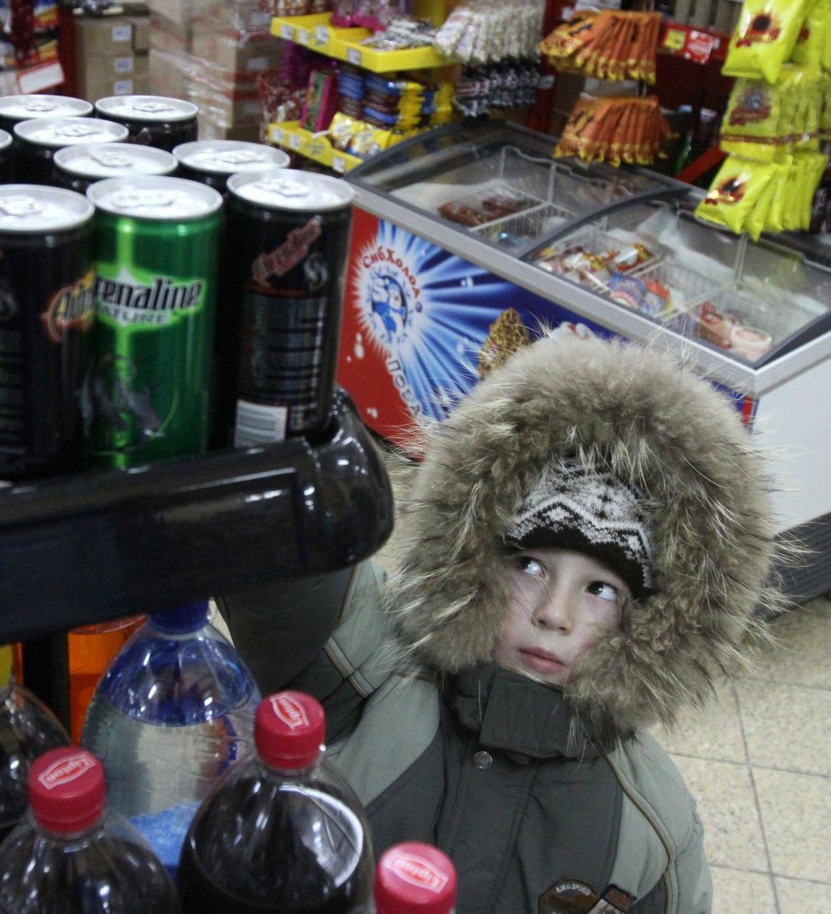 За продажу энергетиков детям хотят сажать в тюрьму