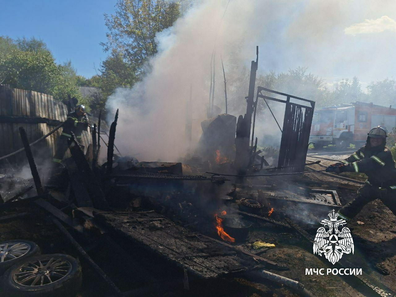 Внимательность соседей помогла предотвратить большую трагедию в Иркутске на улице Пекинской