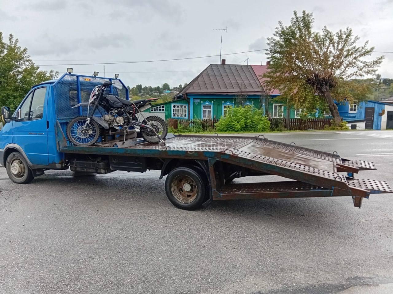 В Гурьевском округе 16-летний школьник на мотоцикле попался сотрудникам ГАИ.