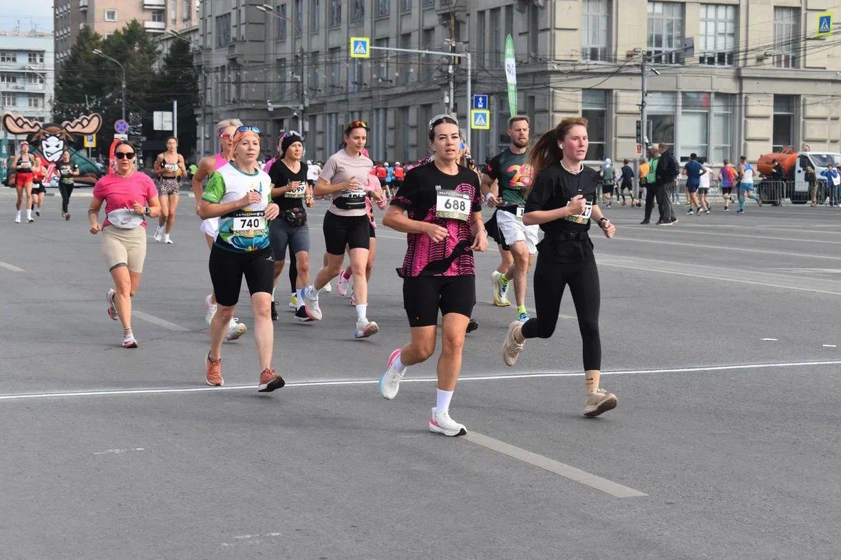 В Новосибирске прошёл 28-й полумарафон Александра Раевича