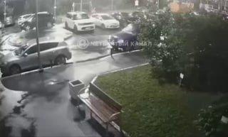 Пьяные парни в Академе угнали ВАЗ и протаранили несколько машин