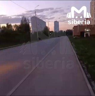 Питбайкеры перепутали дорогу с треком в Новосибирске. Местным их трюки не...