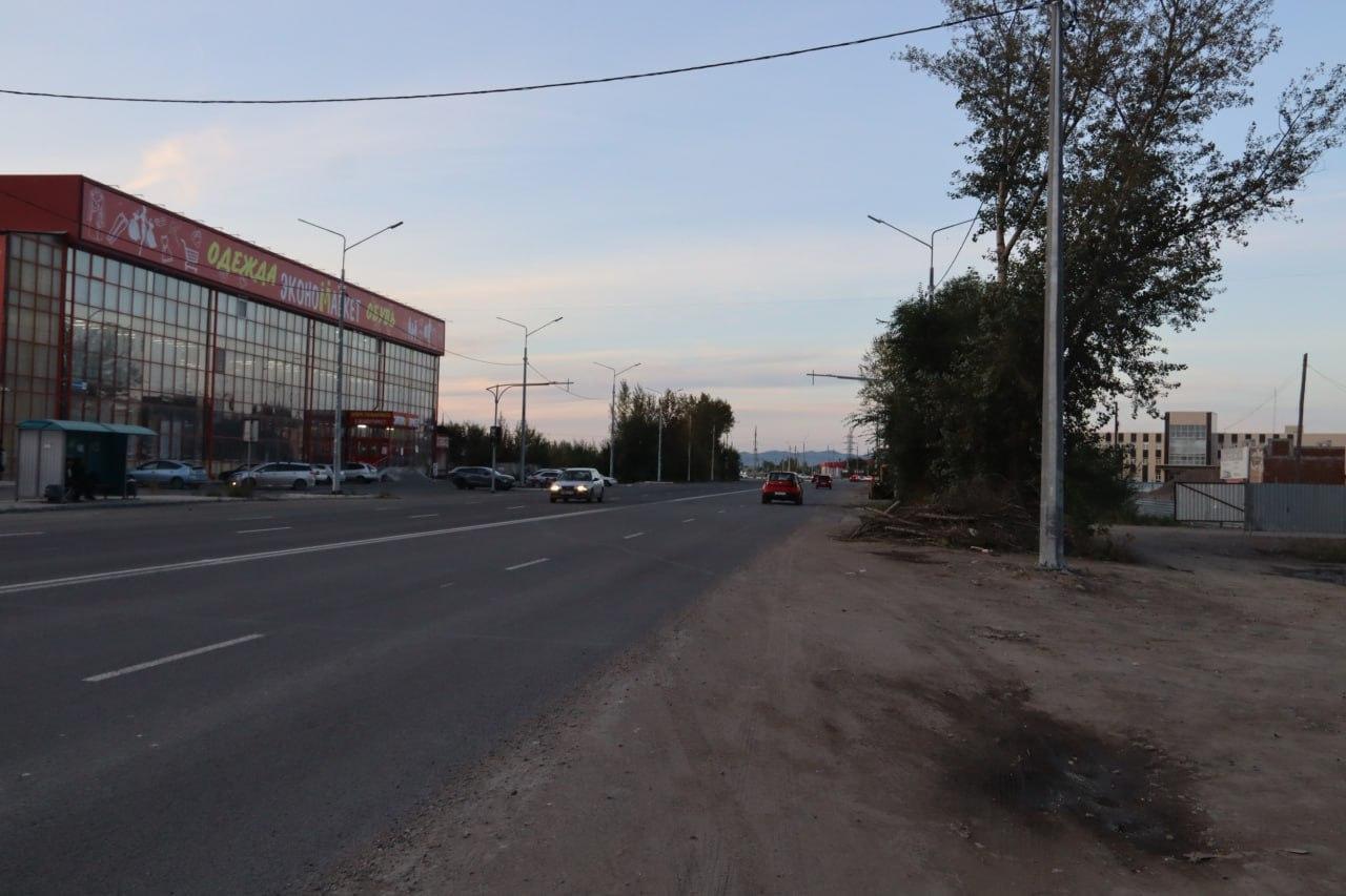 Новое освещение запустили на Итыгина в Абакане. Участок от Крылова до Кирова....