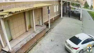 Водитель сбил девочку и скрылся. На Свечникова мужчина сбил девятилетнюю...