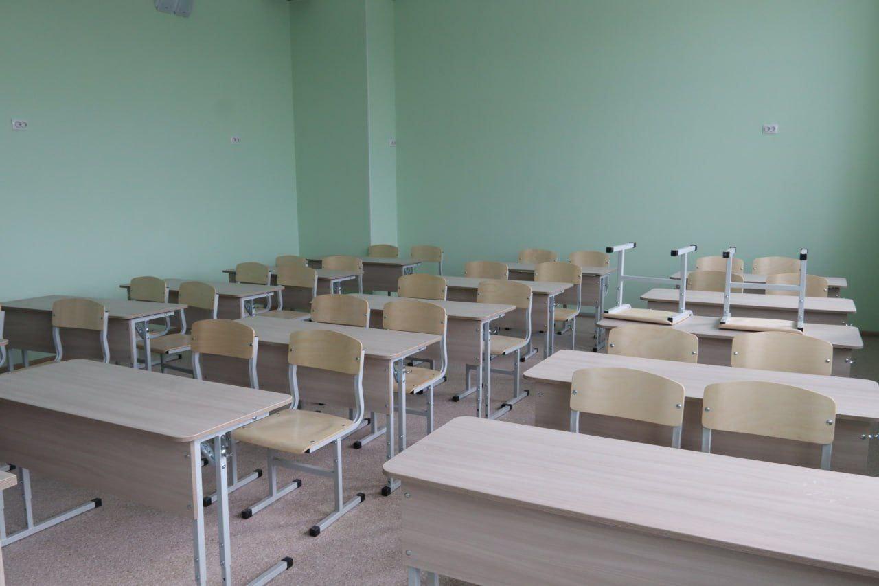 В 10 школе Абакана продолжается капитальный ремонт Работы идут по нацпроекту...