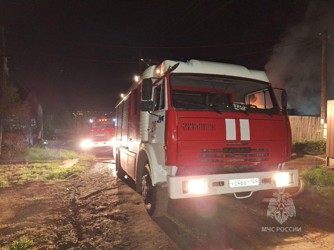 В Канске при пожаре погиб подросток
