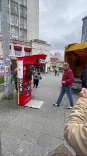 В Екатеринбурге демонтируют боксерские груши, установленные азербайджанским бизнесменом
