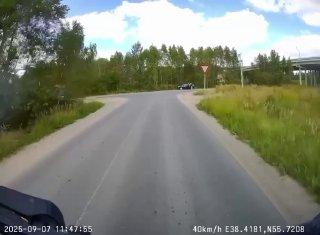 Язык жестов вполне понятен в данной ситуации! Источник: 🤔 авто
