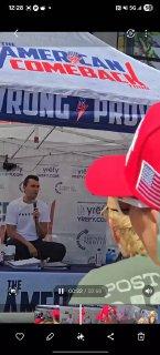В США подстрелили известного консервативного спикера и сторонника Трампа Чарли Кирка.