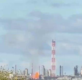 Вражеский дрон ударил по территории Ново-Уфимского НПЗ