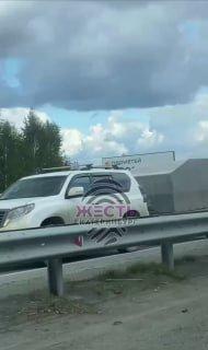В районе Косулино загорелся автомобиль, — сообщают читатели