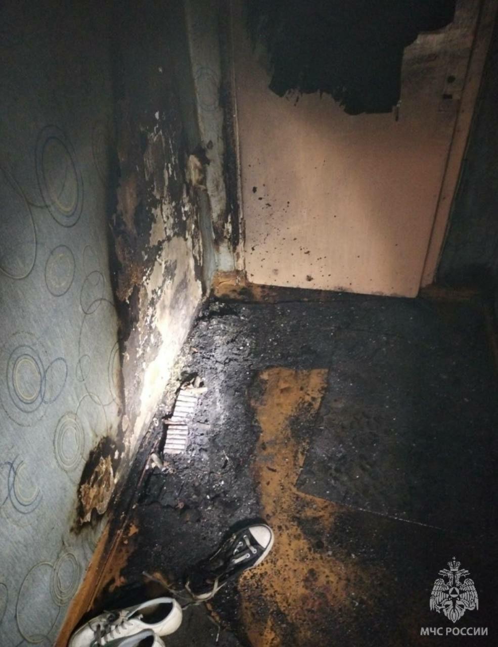 Самокат чуть не спалил квартиру в Усолье-Сибирском Ночью от жильцов...
