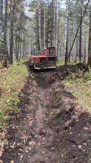 Чтобы быстро добираться до пожара, дороги в лесу должны быть ровными и...