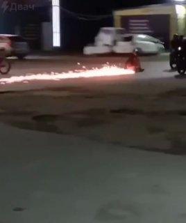 Малолетние «стритрейсеры» устроили огненный заезд на тазу. Буквально
