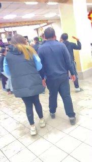 В забайкальском кафе кавказцы устроили драку с мигрантами, не поделив место в очереди.