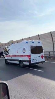 Перед Вантовым мостом на КАД произошло серьёзное ДТП: пострадали два человека.