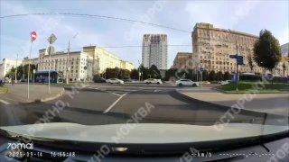 Скорая помощь перевернулась на Кутузовском проспекте. ДТП с участием кареты...