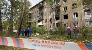 В Ангарске (Иркутская область) произошел взрыв бытового газа в жилом доме: погиб мужчина, еще трое жильцов получили травмы.