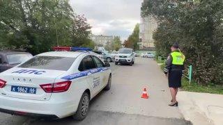 Семилетнего мальчика сбила машина во дворе жилого дома в Нижнем Тагиле
