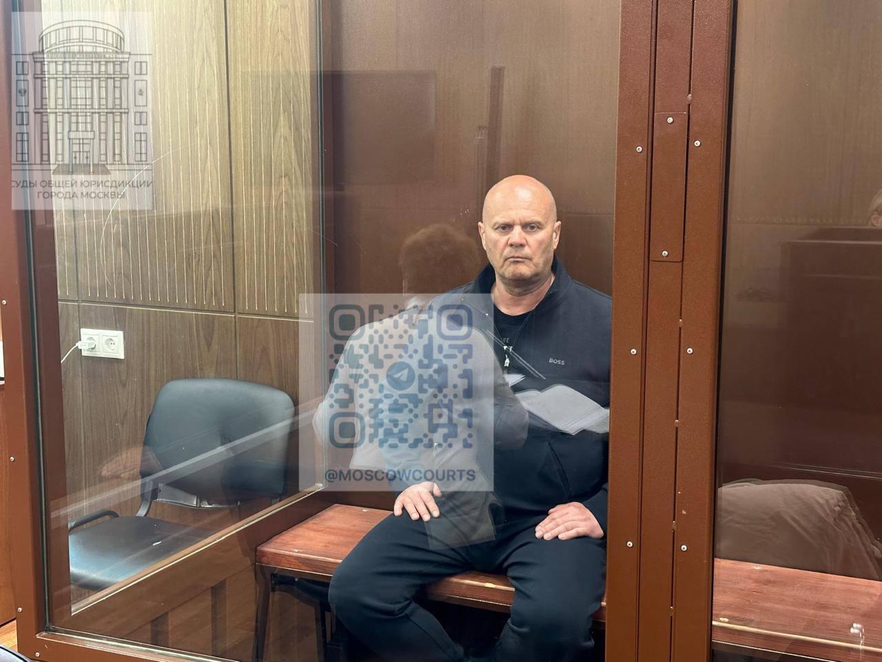 Арестованный мэр Красноярска Владислав Логинов подал заявление о сложении полномочий