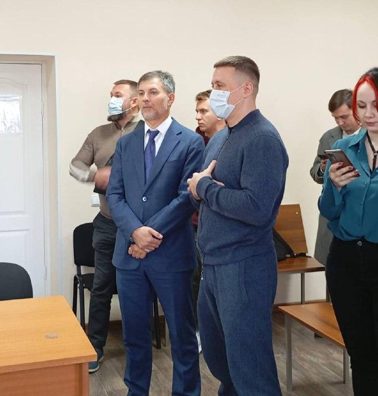В Екатеринбурге вынесли приговор криминальному авторитету по прозвищу «Фартовый» за стрельбу у кальянной «Нравы»